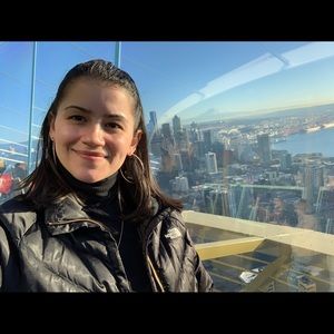 Meet your Posher, Amanda